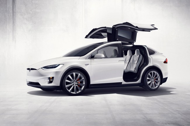 Consumer Reports Top 10 'Best Cars of 2015' feature the electric Tesla Model S... Twice